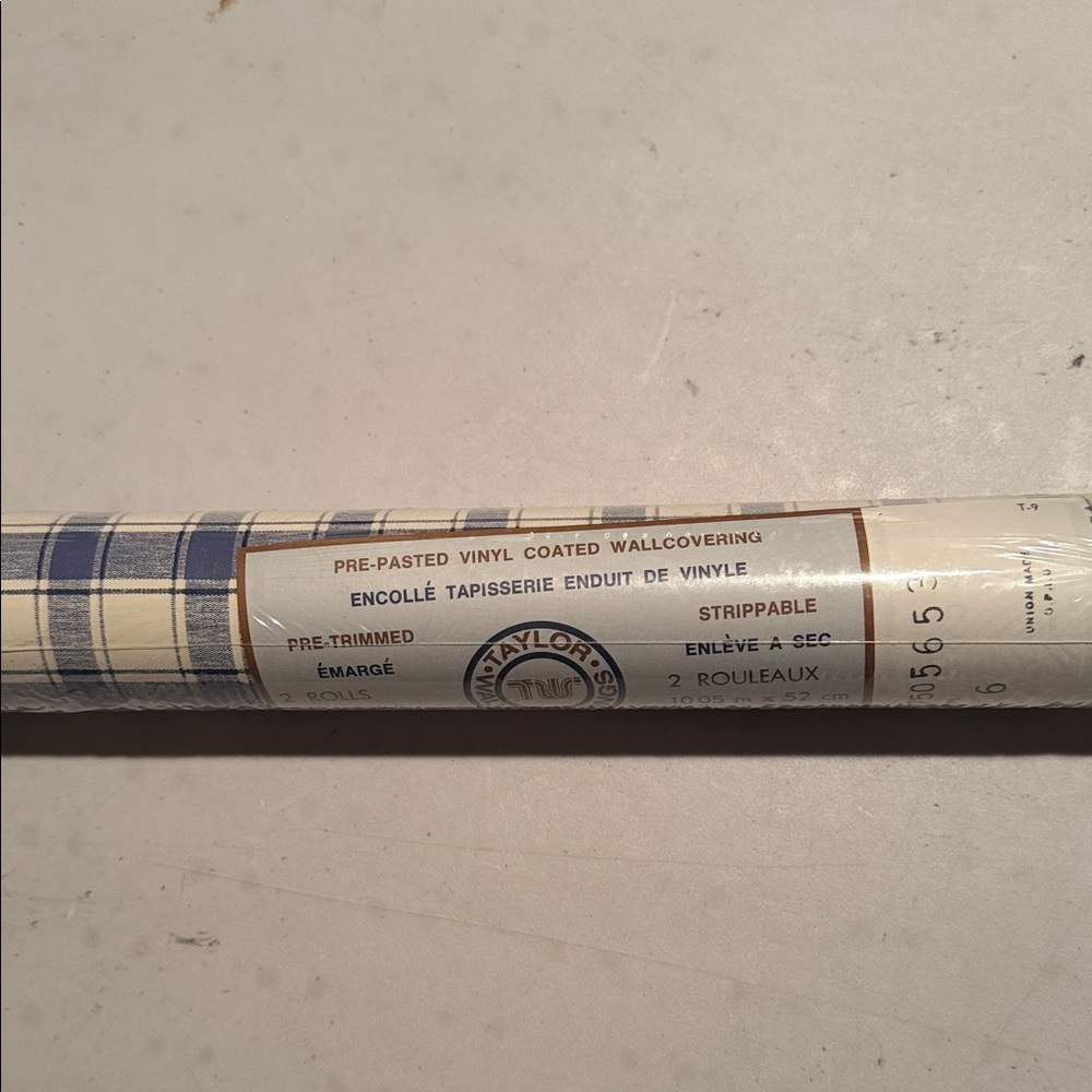 Plaid Blue and White Wallcovering Roll
